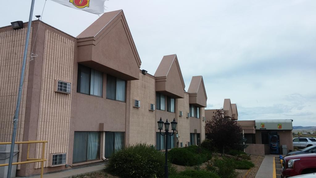 Super 8 By Wyndham Laramie Hotel Exterior photo
